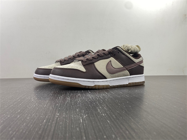 Nike Dunk Low Plum Eclipse