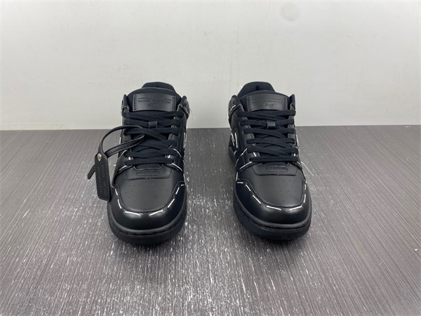 OFF-WHITE Out Of Office J