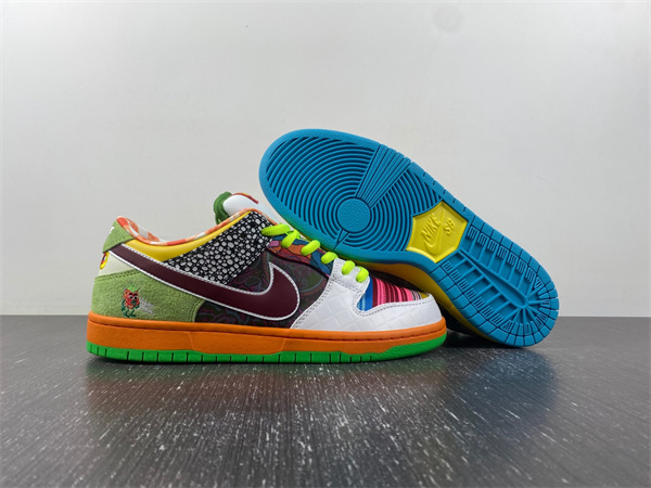 Nike Dunk Low WHAT THE PAUL