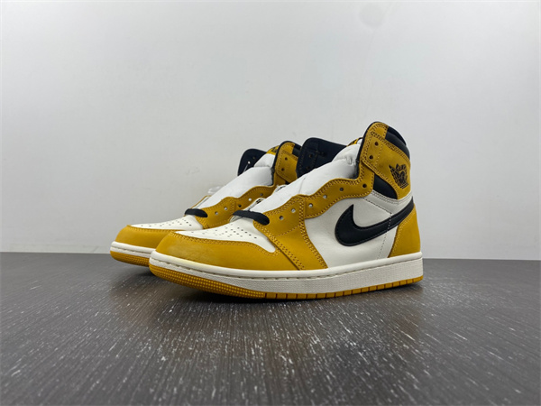 Air Jordan 1 High OG “Yellow Ochre”
