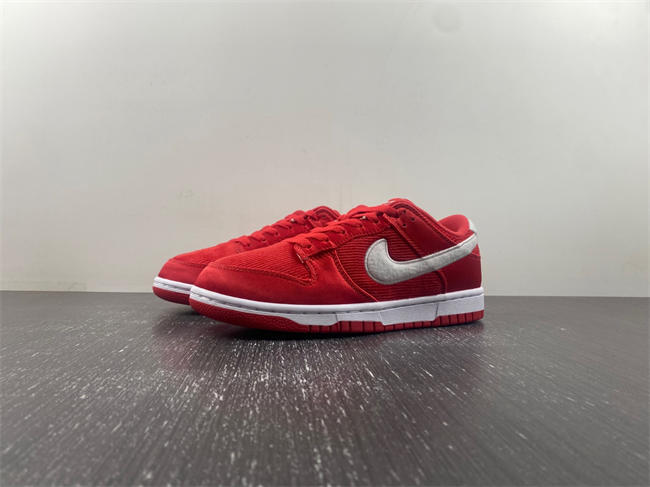 Nike Dunk Low GS “Valentine''s Day”  FZ3548-612