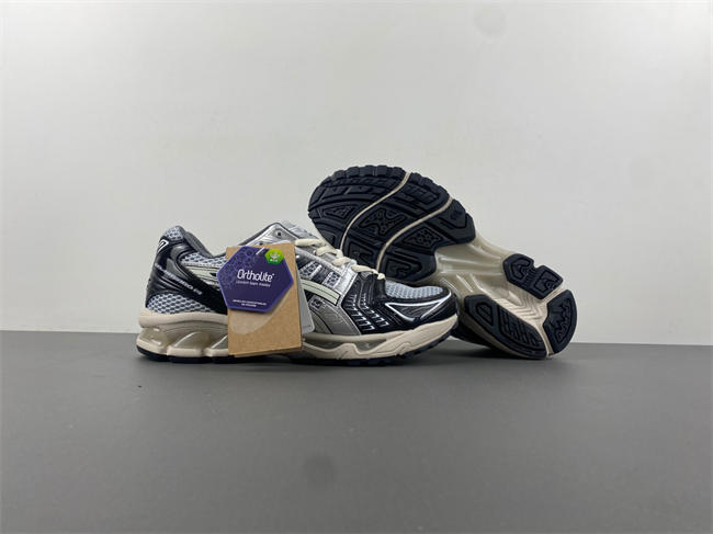 GEL KAYANO 14