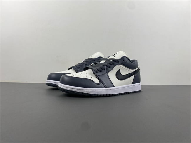 Air Jordan 1 Low  DC0774-102