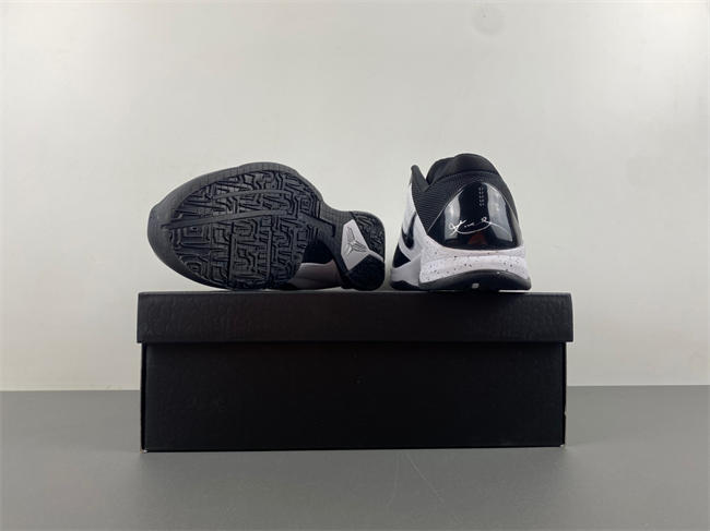 Nike Kobe 5 Protro  CD4991-400