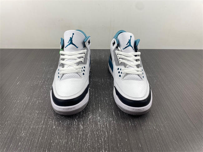 Air Jordan 3 Retro  136064-660