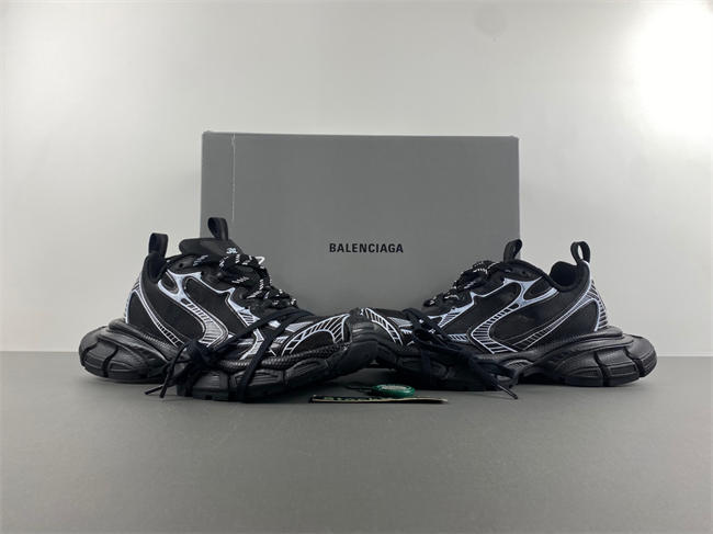 十IAGA -PHANTOM SNEAKER 734734 W3XL2 0236