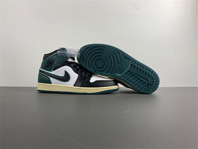 AIR JORDAN 1 MID SE "LEGEND PINK" GS SHOES  FQ7818-100